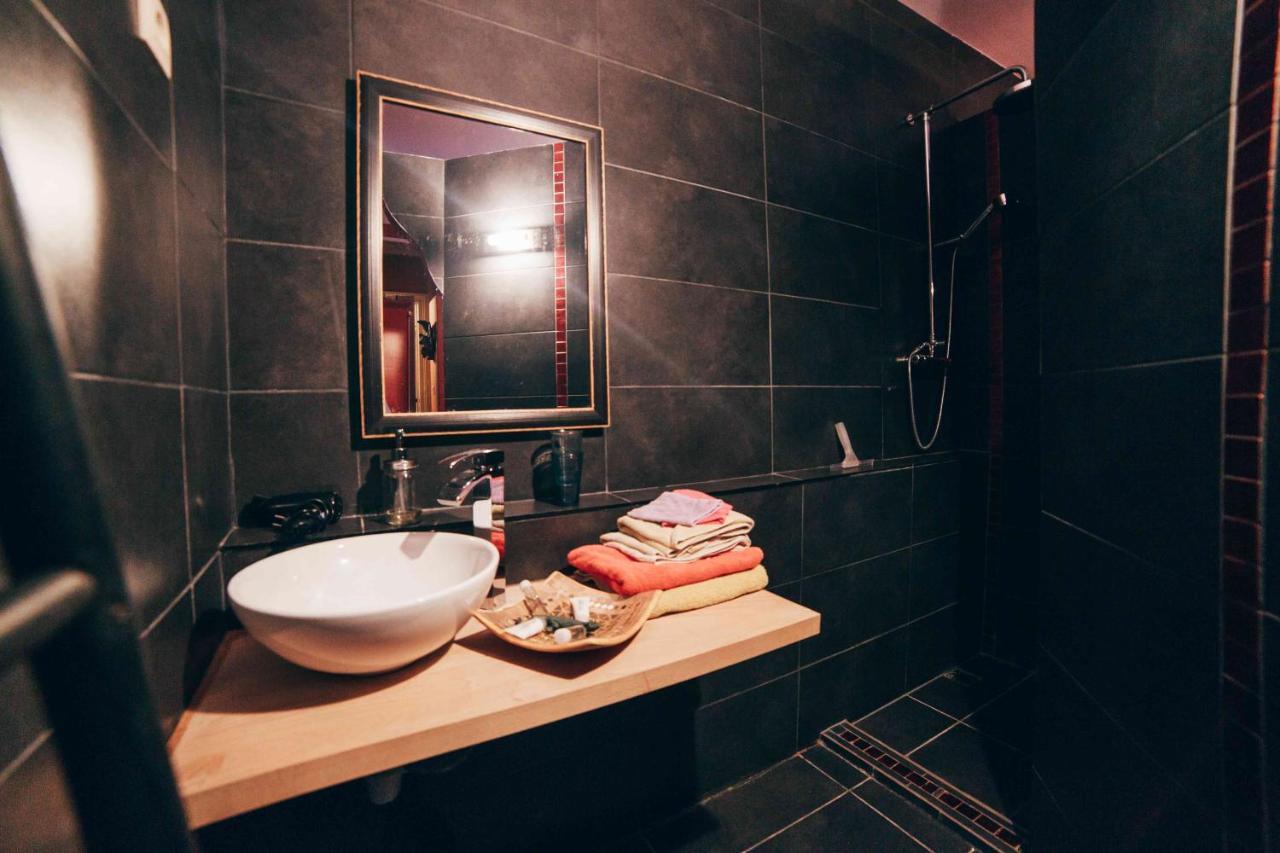 Hotel Au Plaisir Hastiere-par-dela Zewnętrze zdjęcie